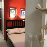 Never On Monday Studio-apartment Апартаменти *