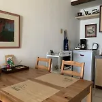 Never On Monday Studio-apartment Апартаменти