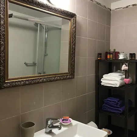 Never On Monday Studio-apartment *