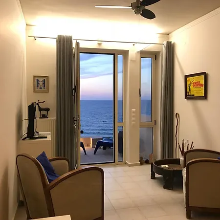 Never On Monday Studio-apartment