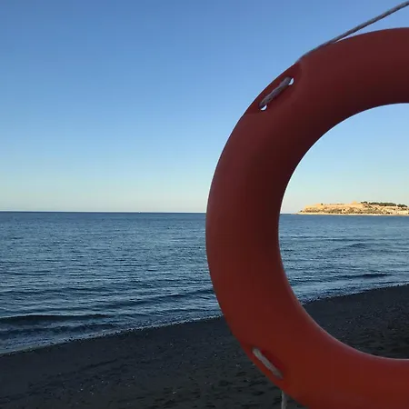 Never On Monday Studio-apartment Апартаменты *