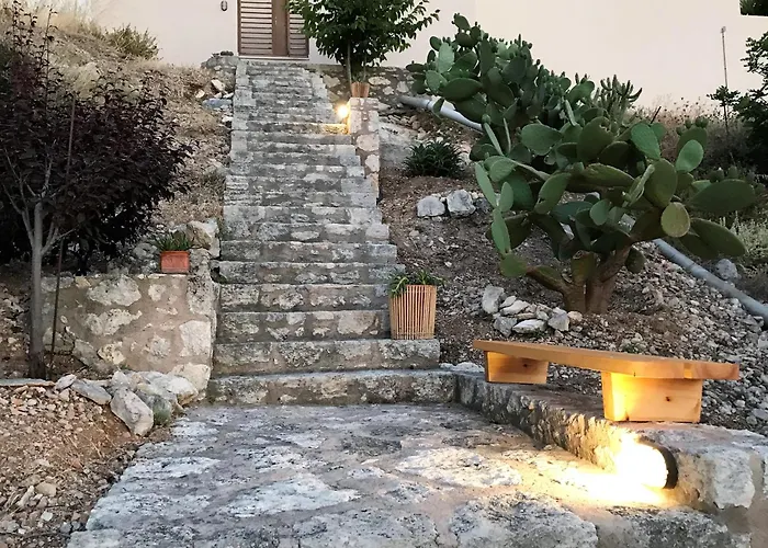 Never On Monday Studio-apartment Апартаменты *